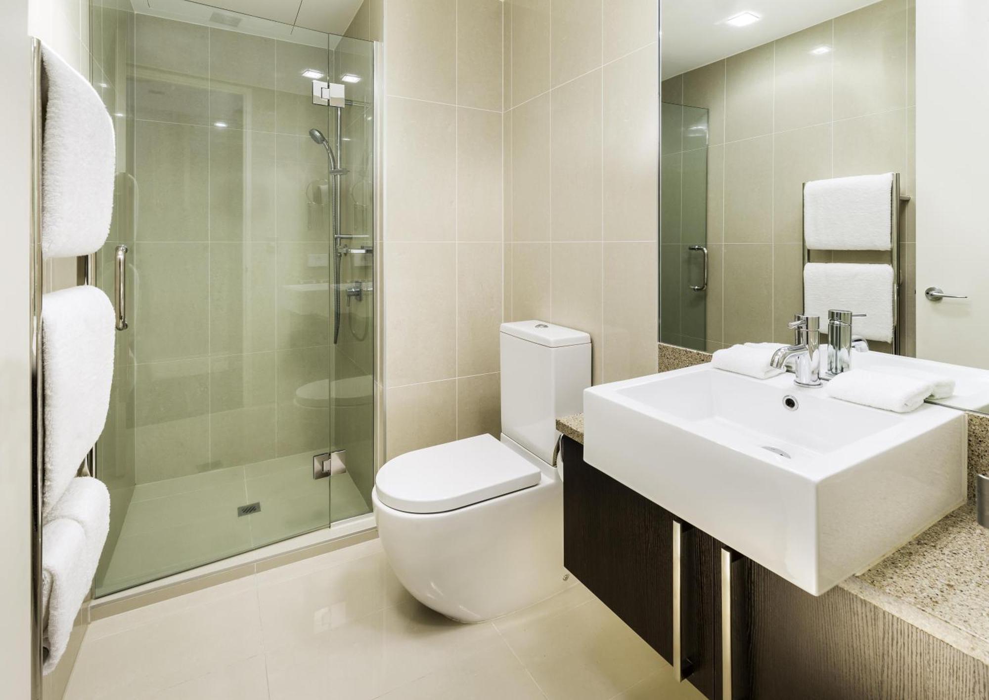 King Room Lake View