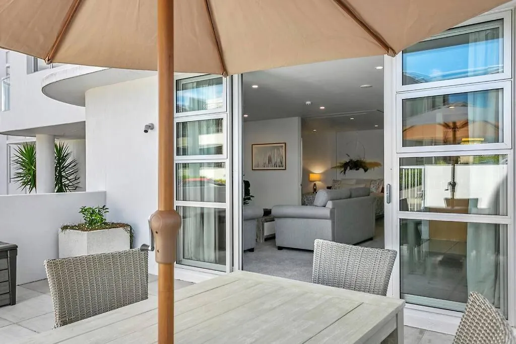 Waimahana - Luxury By The Lake-1