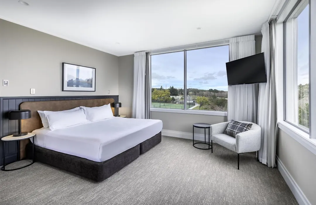 Hilton Lake Taupo-1