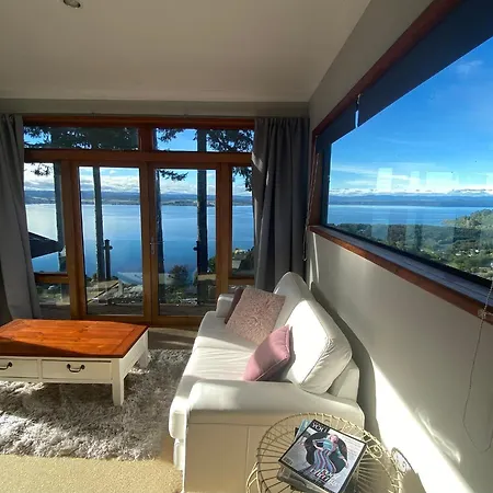 The Nest - Guest House, Acacia Bay, Panoramic Lake Views-3