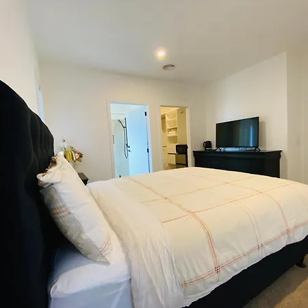 Ensuite At New Property-2