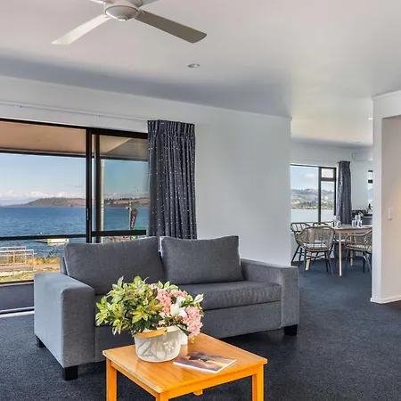 Ika Nui Taupo-2