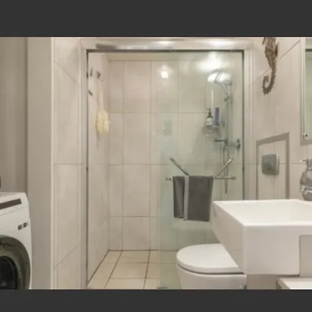 Relax In Style Central Taupo Apartment-3