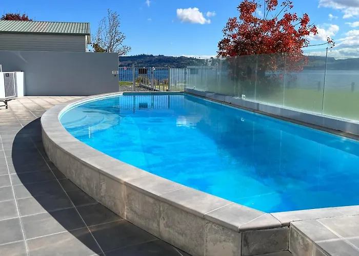 Waimahana Apartments Taupo