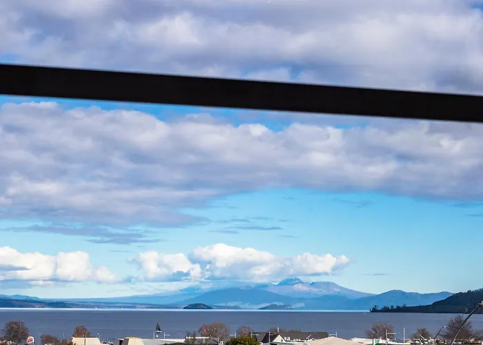 The Lake House Taupo