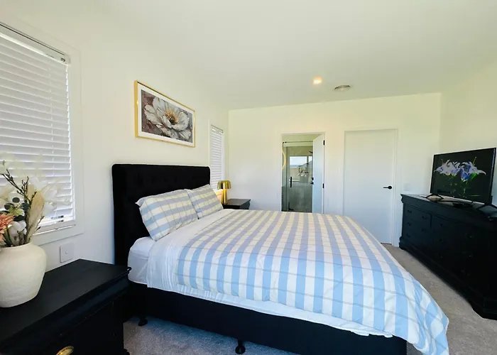 Ensuite At New Property Taupo