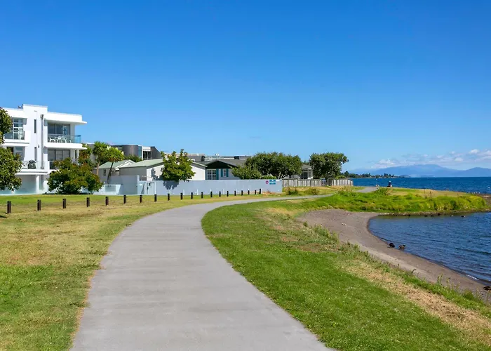 Waimahana Apartments Taupo