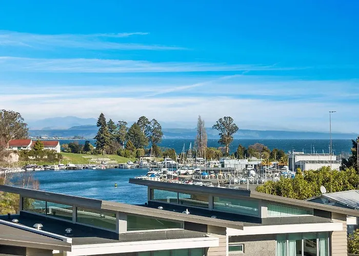 24 Marina View Retreat - Taupo Holiday Apartment