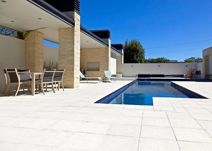 Marinaside Villa - Taupo Holiday Apartment